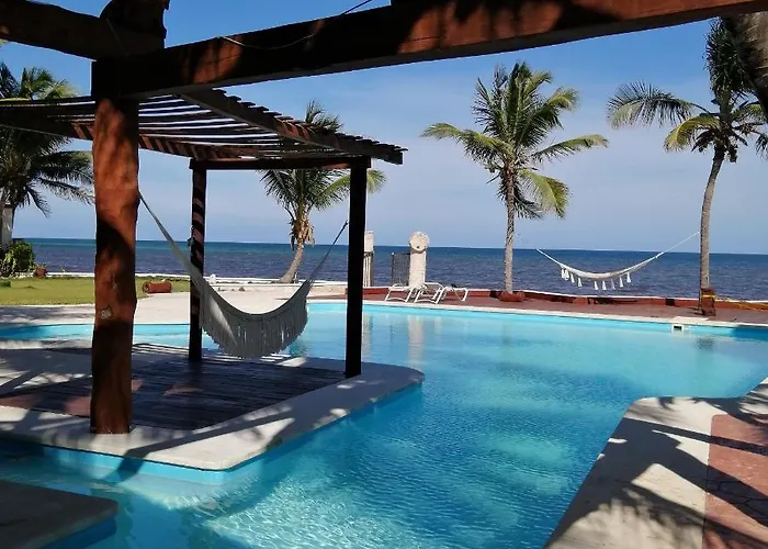 Casa Del Puerto Hotel 4*
