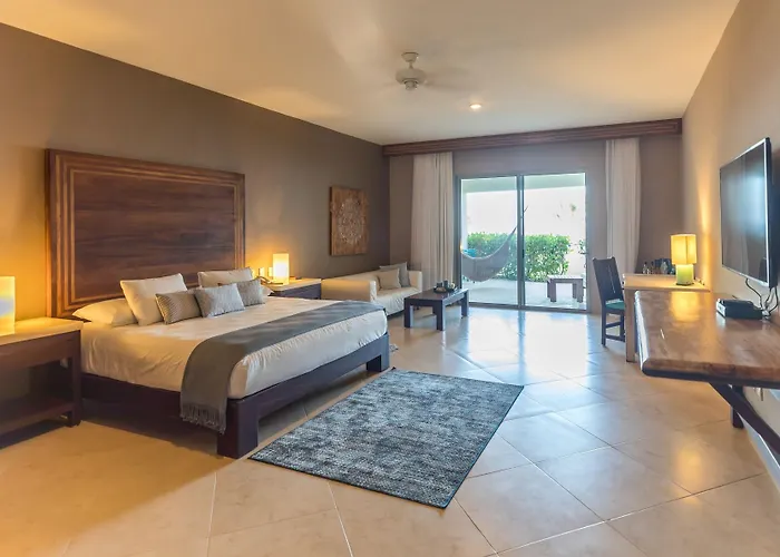 Casa Del Puerto Hotel 4*