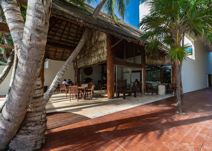 Casa Del Puerto Hotel 4*